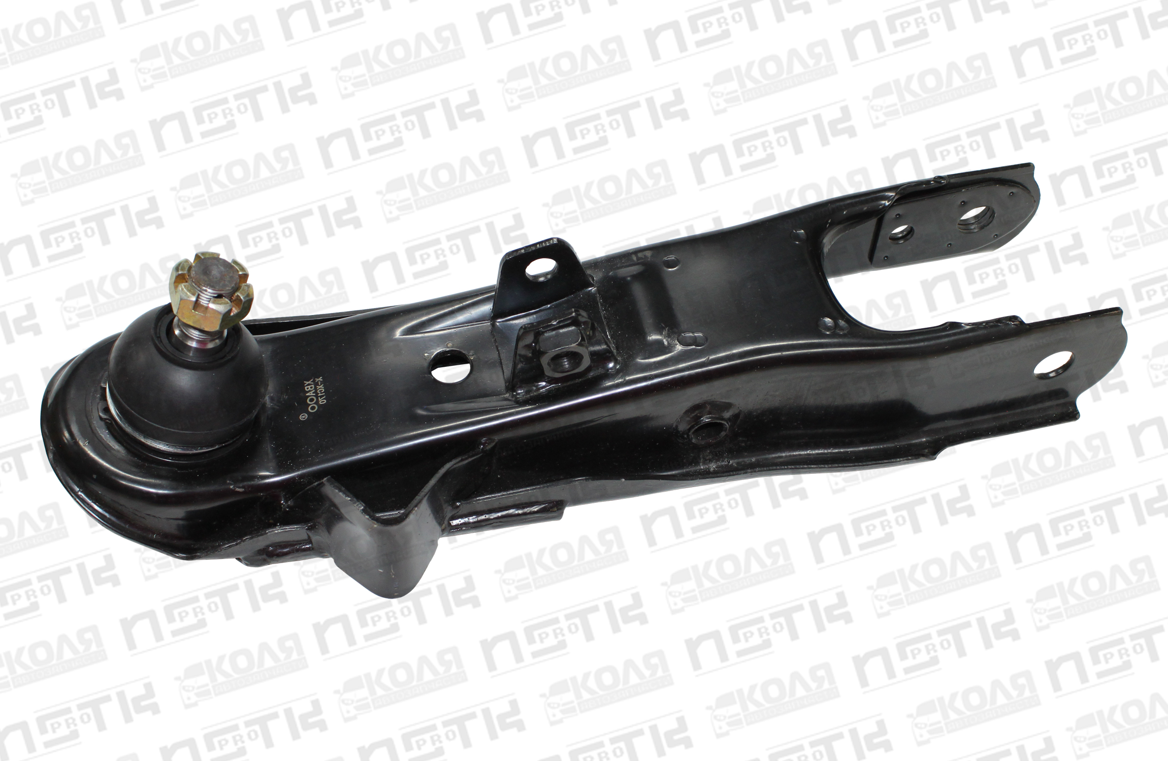 Рычаг передней подвески нижний R Nissan D22 (XBAOO)
